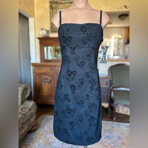 Vintage 1990’s La Belle Floral Velvet Sparkle Midi Dress NWT 7/8 - Picture 2 of 9